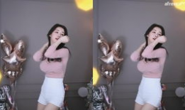 大胸美女跳舞视频,大胸美女展现迷人舞姿，视觉盛宴来袭！